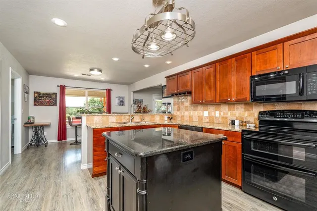 $987,500 | 217 County Road 322, Tuscola, TX 79562