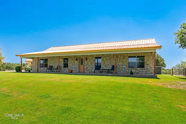 $987,500 | 217 County Road 322, Tuscola, TX 79562