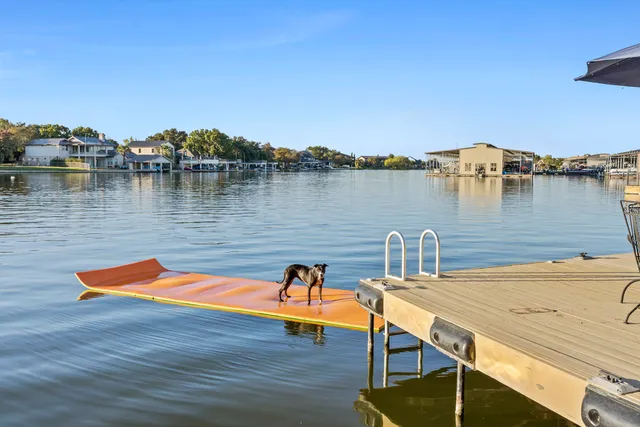 $1,025,000 | 612 Port, Unit 4, Horseshoe Bay, TX 78657