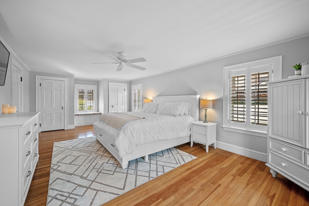 18 Pickwick Road Marblehead, MA 01945 - Photo 13 of 30