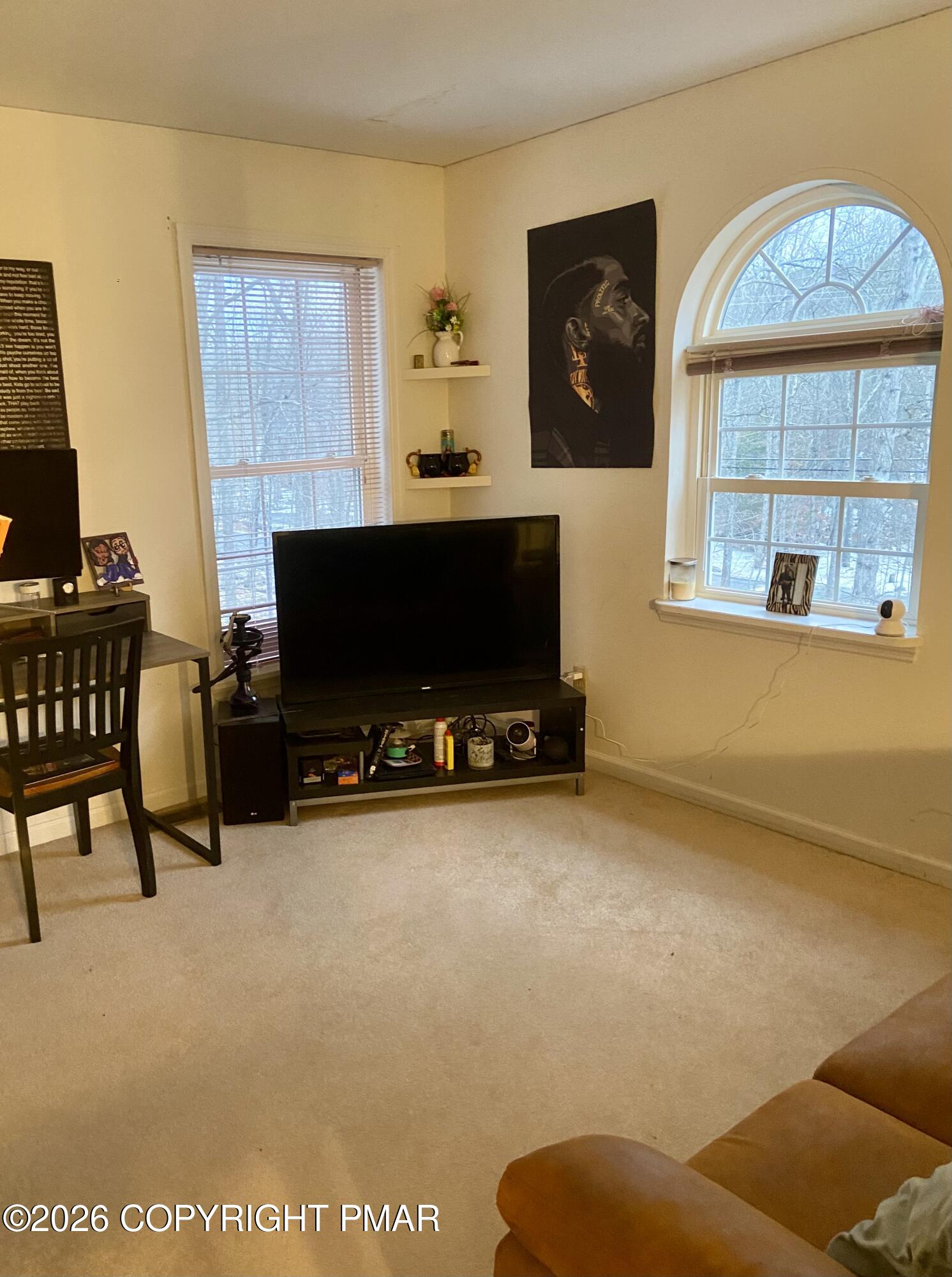 7004 Woodbridge Drive West Bushkill, PA 18324 - Photo 12 of 23 Loft