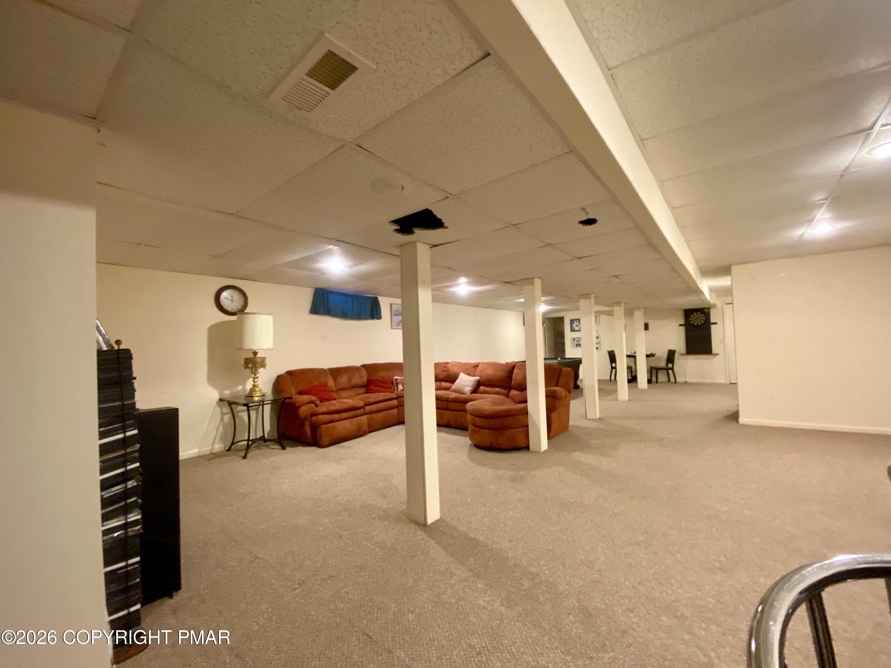 7004 Woodbridge Drive West Bushkill, PA 18324 - Photo 10 of 23 IMG_0121