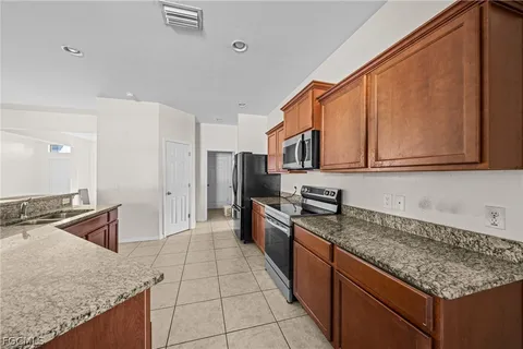 $299,900 | 2210 Southwest 19th Avenue, Cape Coral, FL 33991