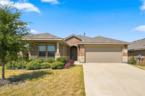 $319,990 | 5912 Piedrosa Court, Argyle, TX 76226