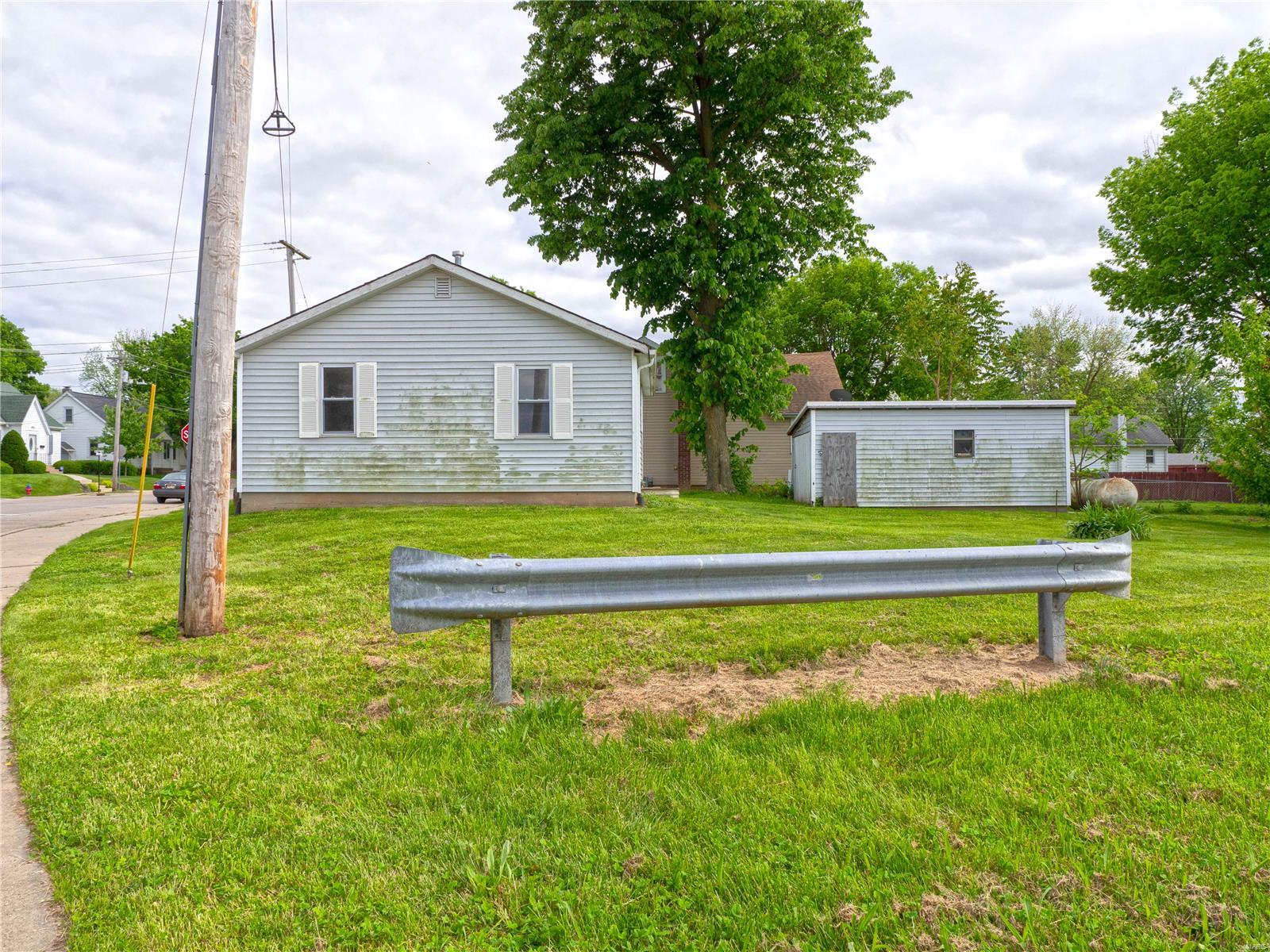 103 North Moore Street Waterloo, IL 62298 - Photo 16 of 16 Gallery Image 16