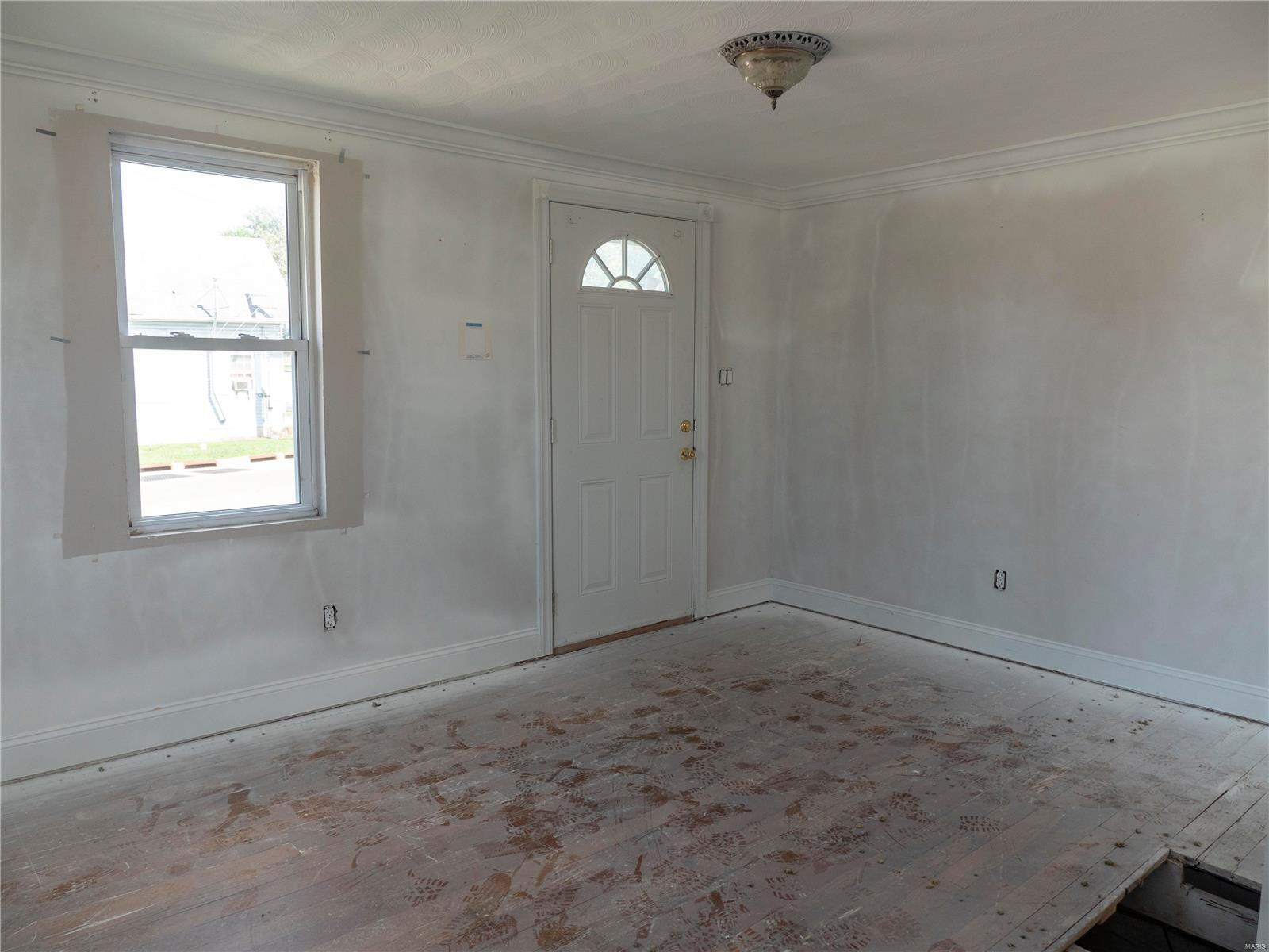 103 North Moore Street Waterloo, IL 62298 - Photo 8 of 16 Gallery Image 8