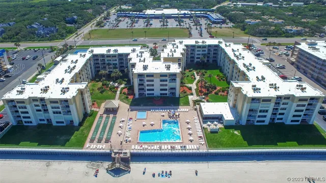 a view of an outdoor space and a building
