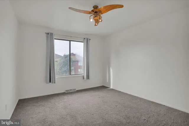 $234,900 | 3 Willow Way, Reading, PA 19606