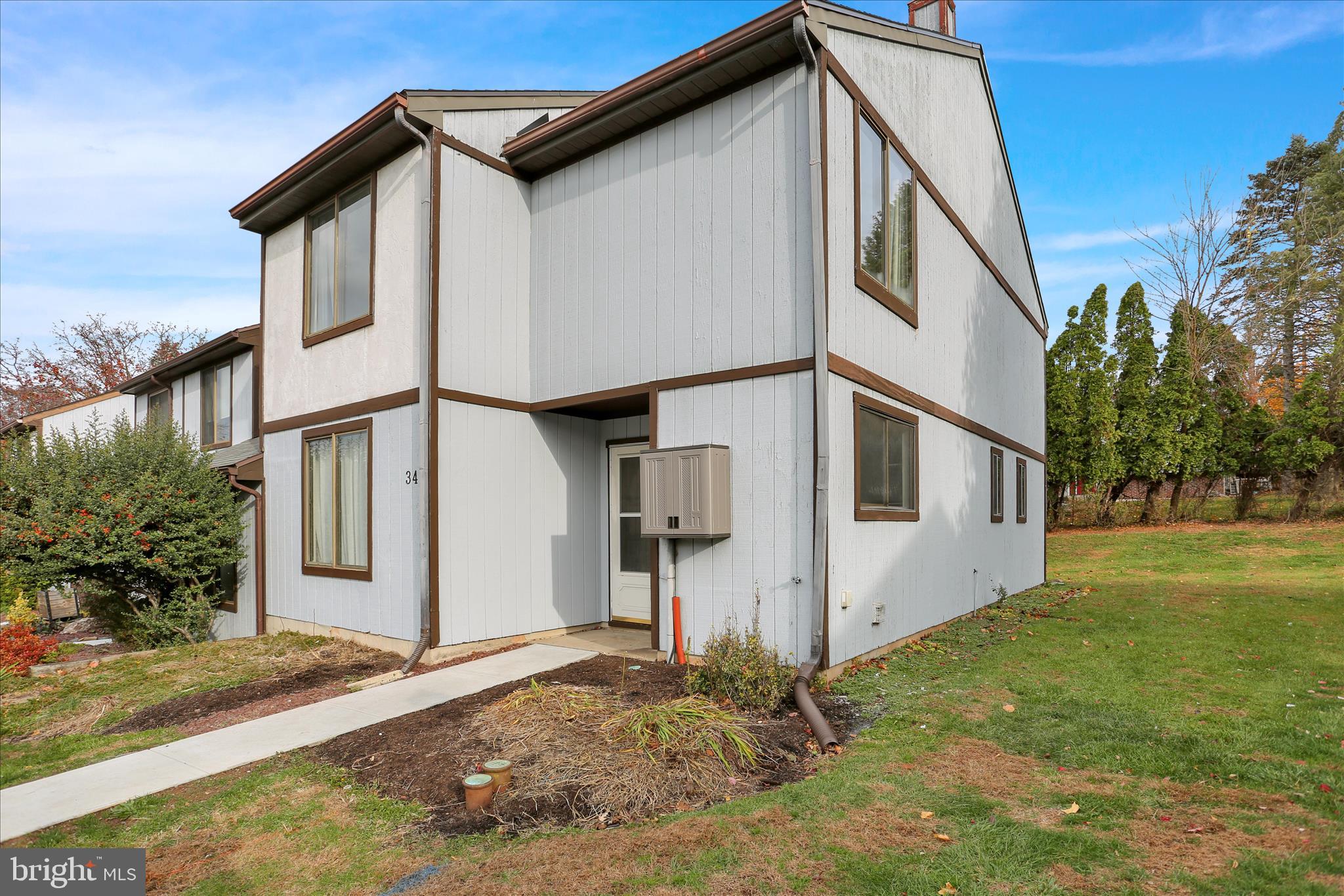 3 Willow Way Reading, PA 19606 - Photo 4 of 32 a white house that has tree in front of it