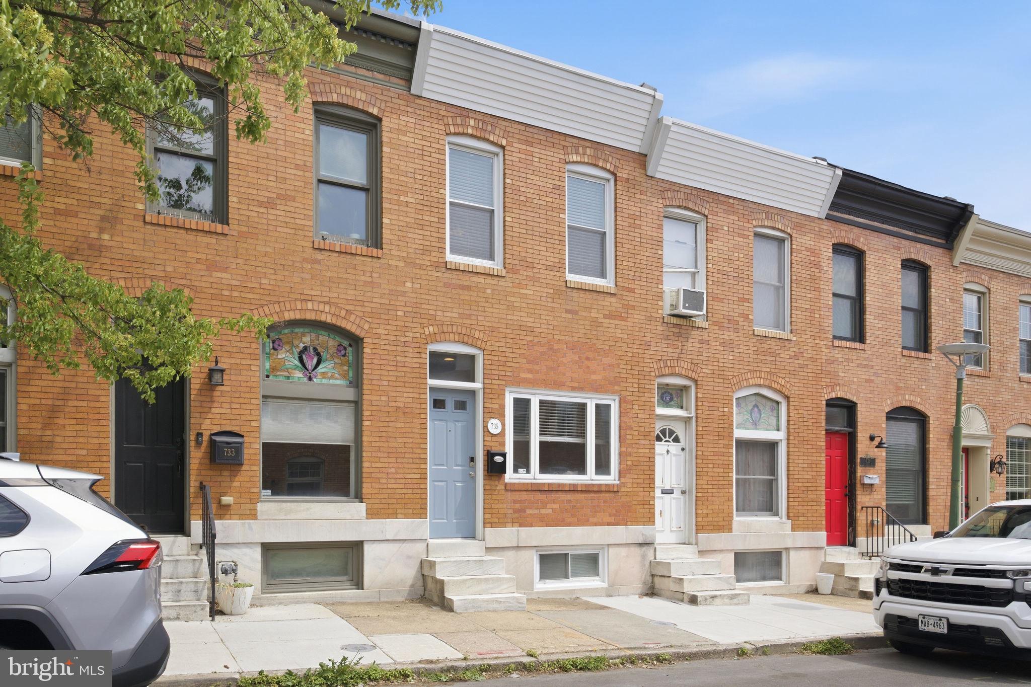735 South Curley Street Baltimore, MD 21224 - Photo 2 of 16 Classic Canton brick townhouse
