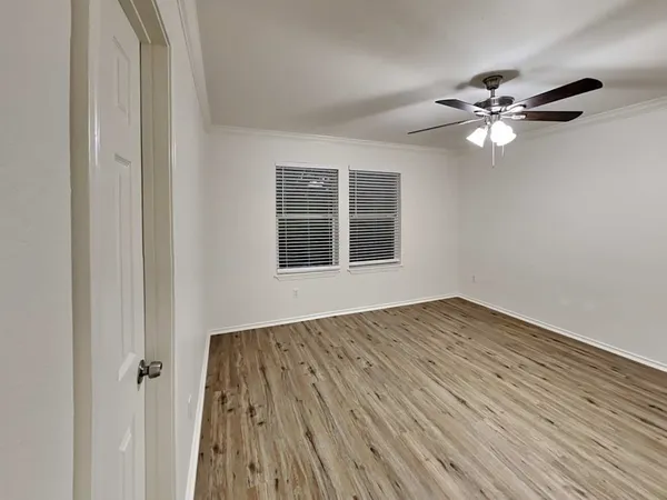 $1,915 | 19814 Rustic Lake Lane, Cypress, TX 77433