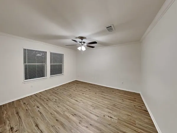 $1,915 | 19814 Rustic Lake Lane, Cypress, TX 77433