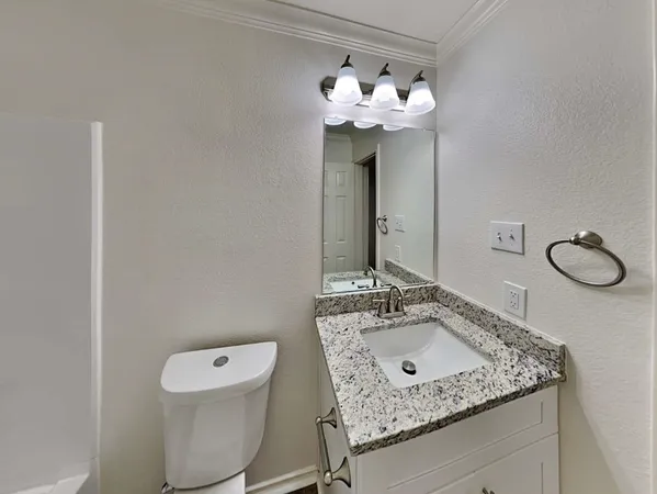 $1,915 | 19814 Rustic Lake Lane, Cypress, TX 77433