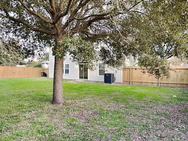 $1,915 | 19814 Rustic Lake Lane, Cypress, TX 77433