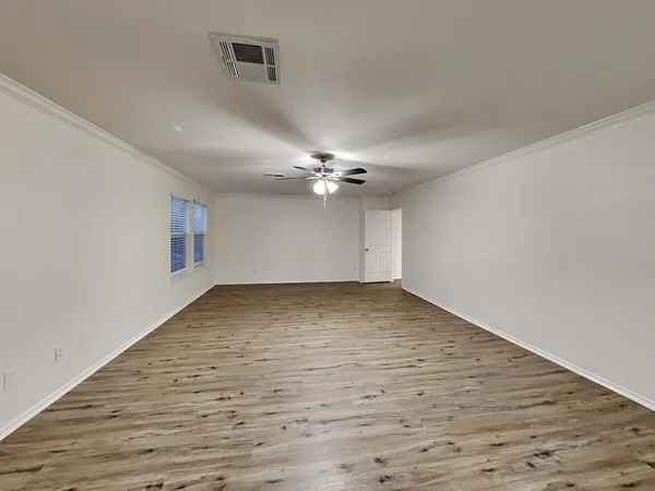 $1,915 | 19814 Rustic Lake Lane, Cypress, TX 77433