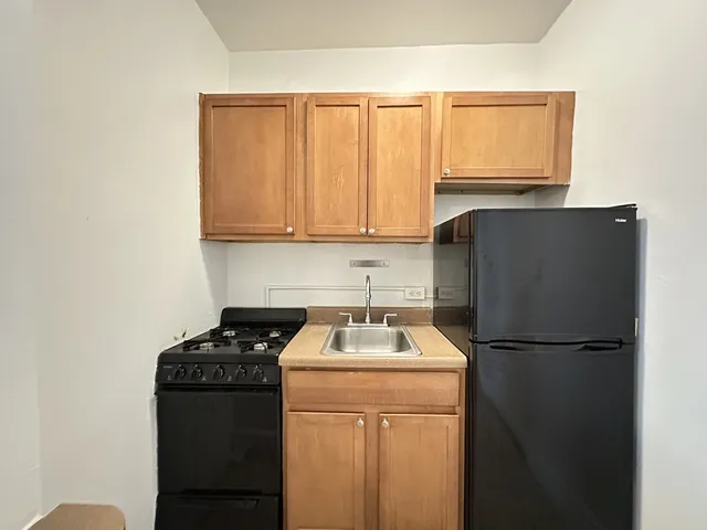 $1,195 | 434 West Wellington Avenue, Unit 104, Chicago, IL 60657