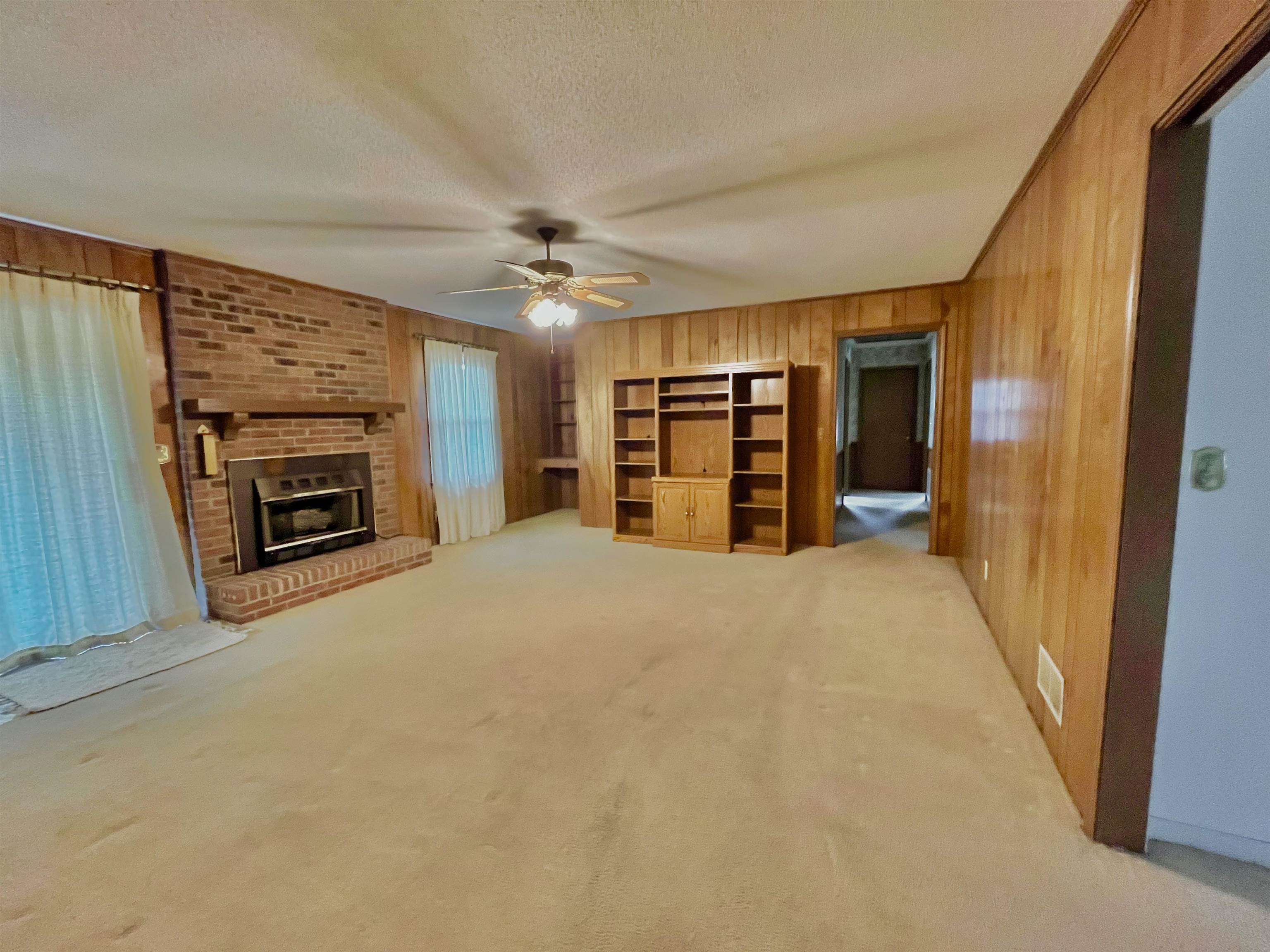 406 Redland Road Landrum, SC 29356 - Photo 8 of 23