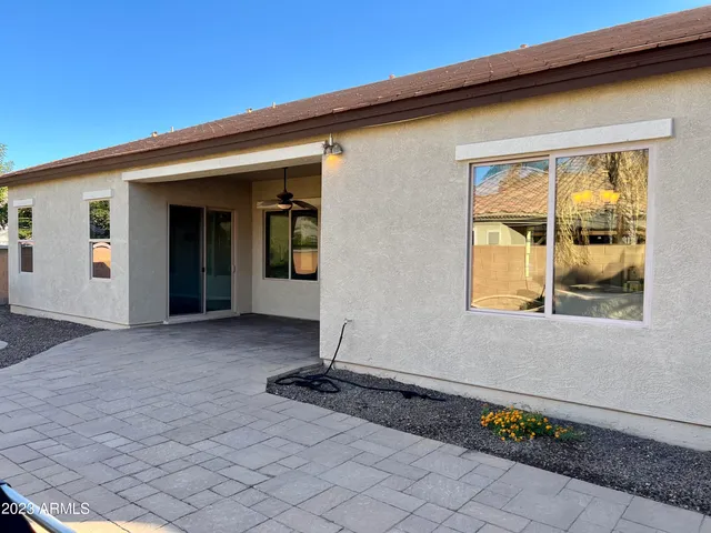 a view of an entrance of the house