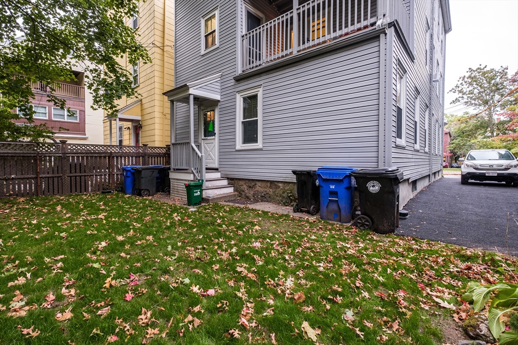 7 Mulford Street, Unit 3 Brookline, MA 02445 - Photo 27 of 27