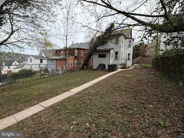 $210,000 | 146 South 5th Avenue, Coatesville, PA 19320