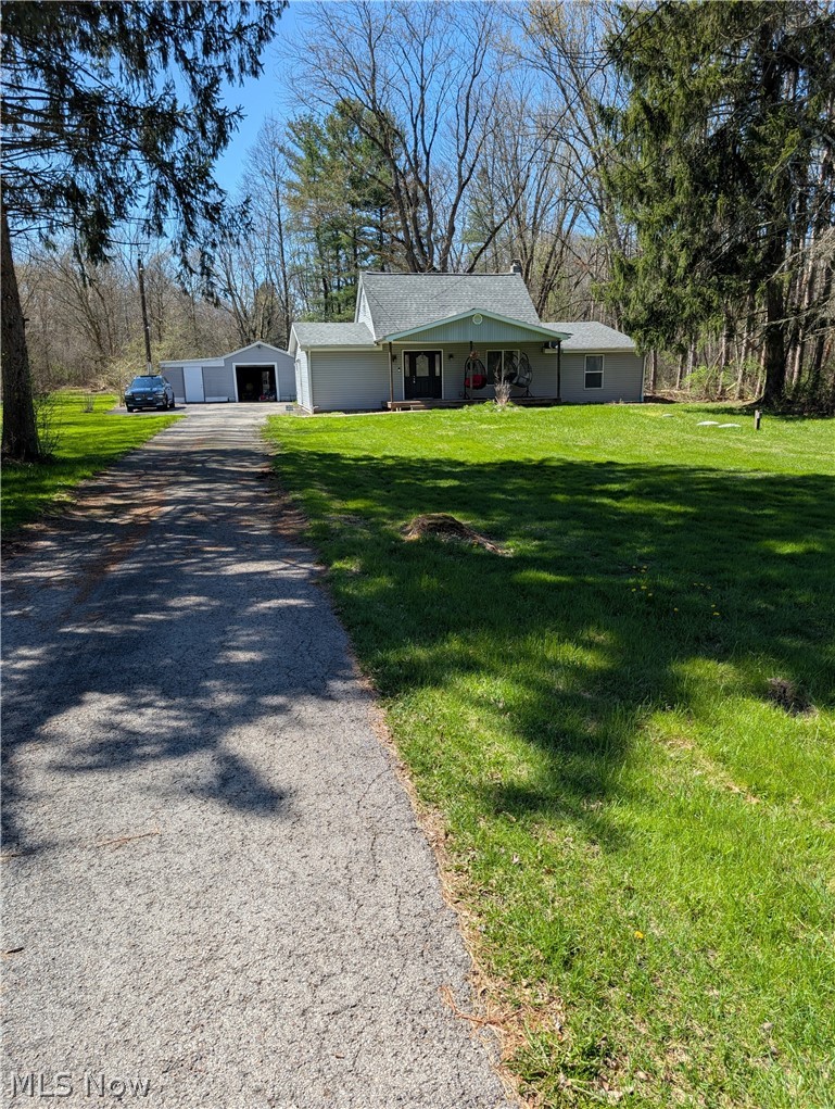 3032 Bell Wick Road Hubbard, OH 44425 - Photo 2 of 24