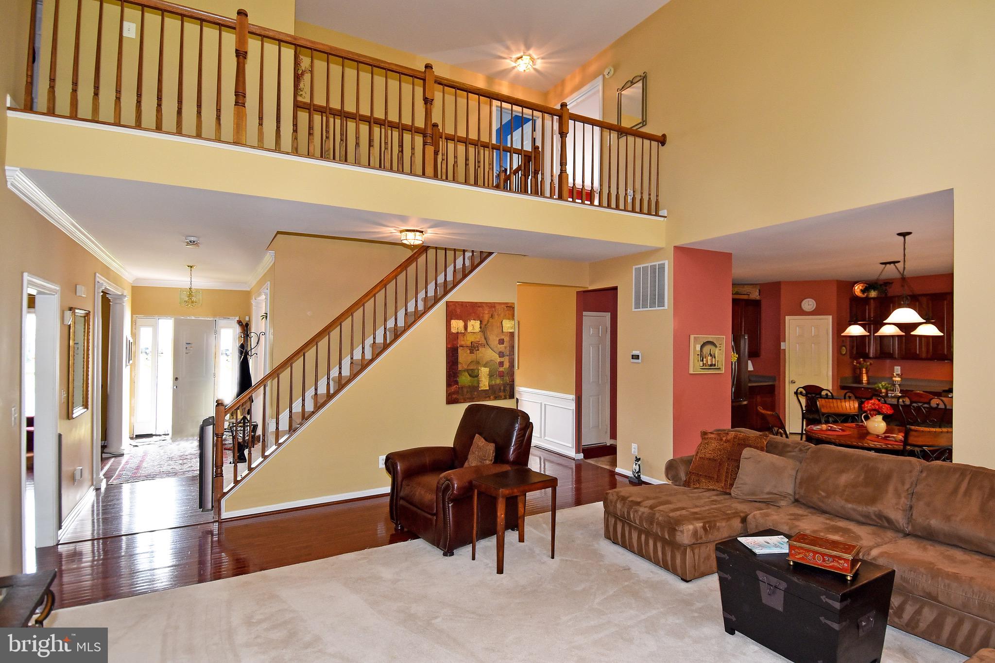 15651 Wheatfield Road Woodbridge, VA 22193 - Photo 12 of 39 Family Room
