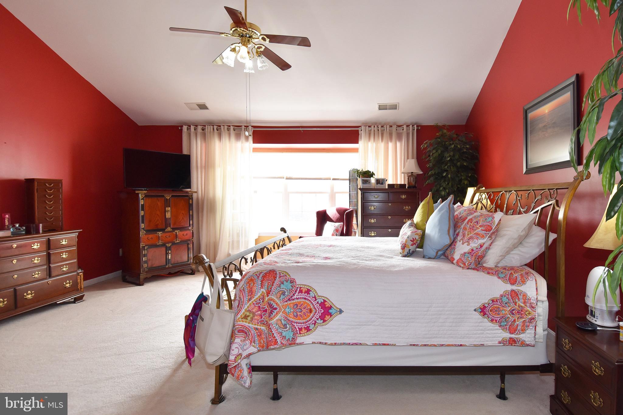15651 Wheatfield Road Woodbridge, VA 22193 - Photo 18 of 39 Master Bedroom