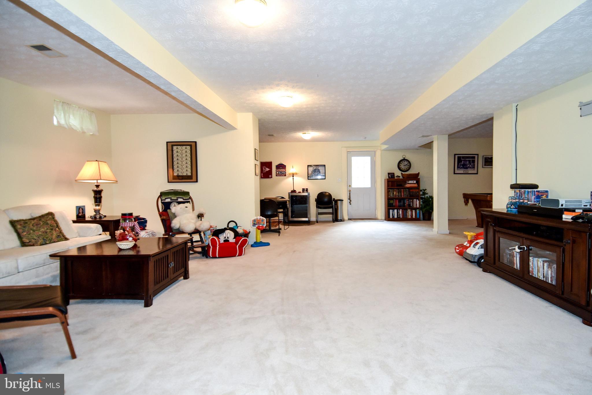 15651 Wheatfield Road Woodbridge, VA 22193 - Photo 34 of 39 Rec Room