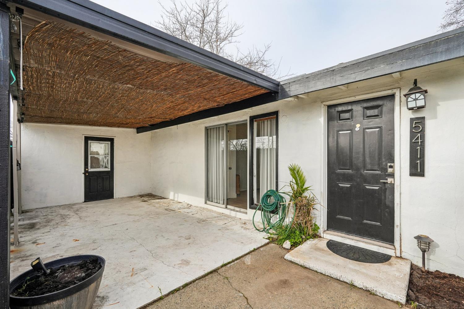 5411 Hamilton Street North Highlands, CA 95660 - Photo 2 of 27