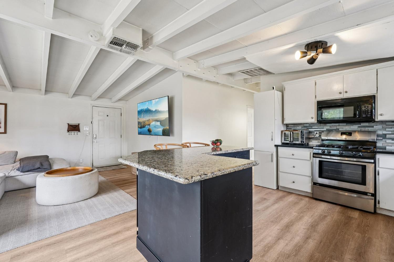 5411 Hamilton Street North Highlands, CA 95660 - Photo 10 of 27