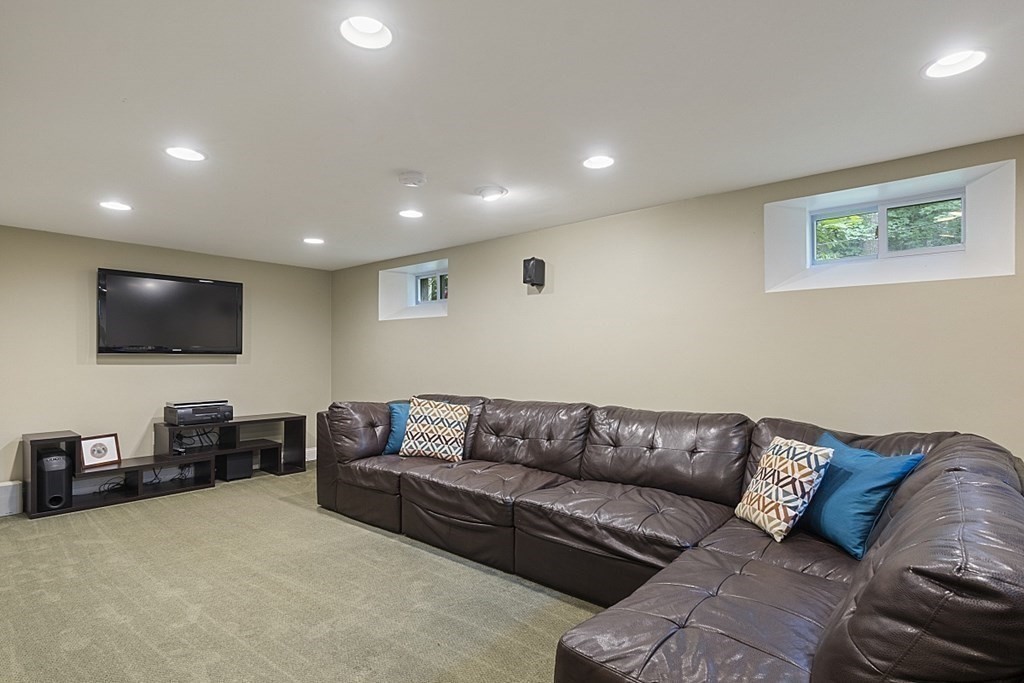 5 Robinwood Road Acton, MA 01720 - Photo 29 of 40 Gallery Image 29