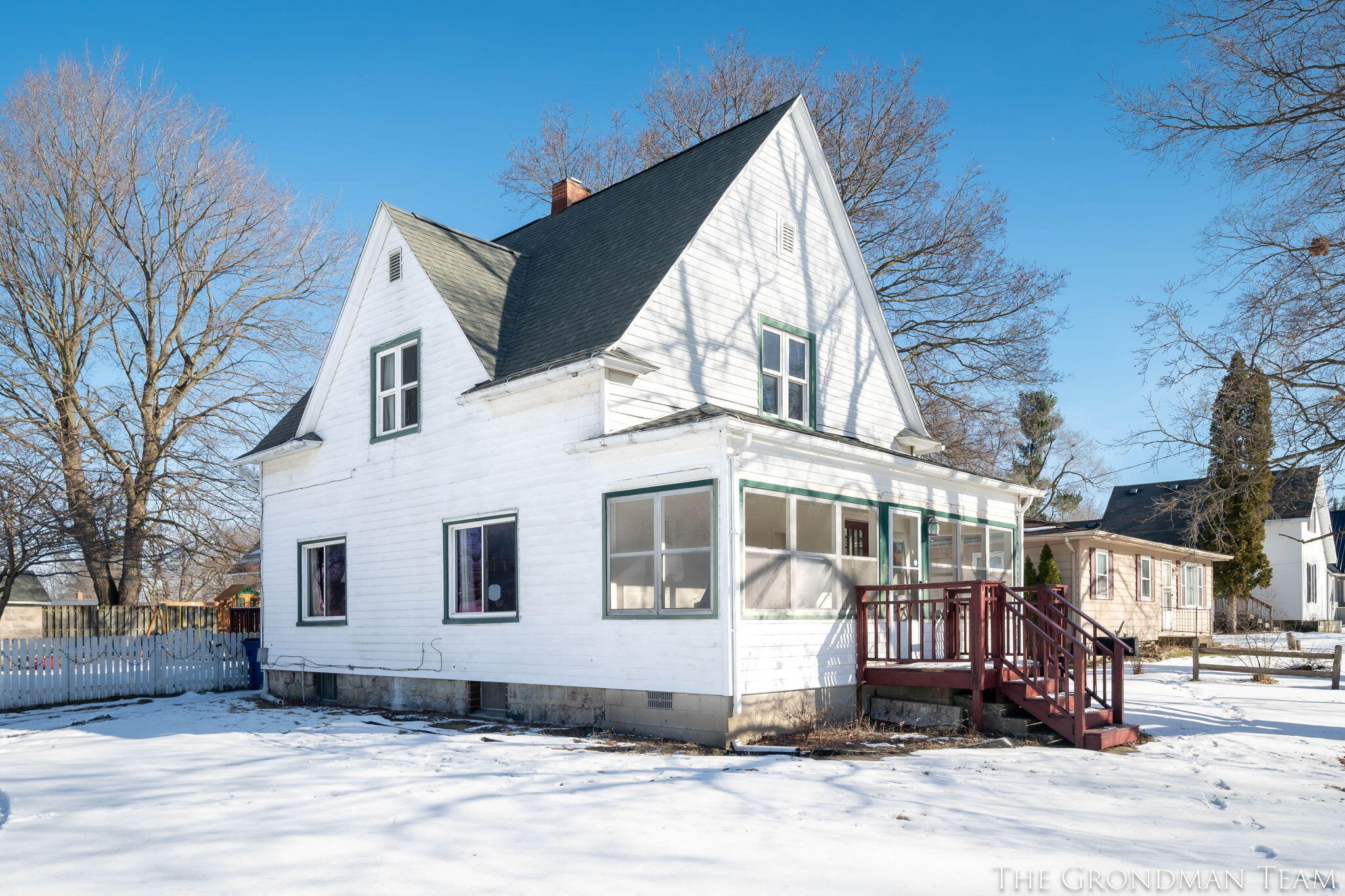 804 Morton Avenue Belding, MI 48809 - Photo 2 of 48 2-web-or-mls-804-morton-ave