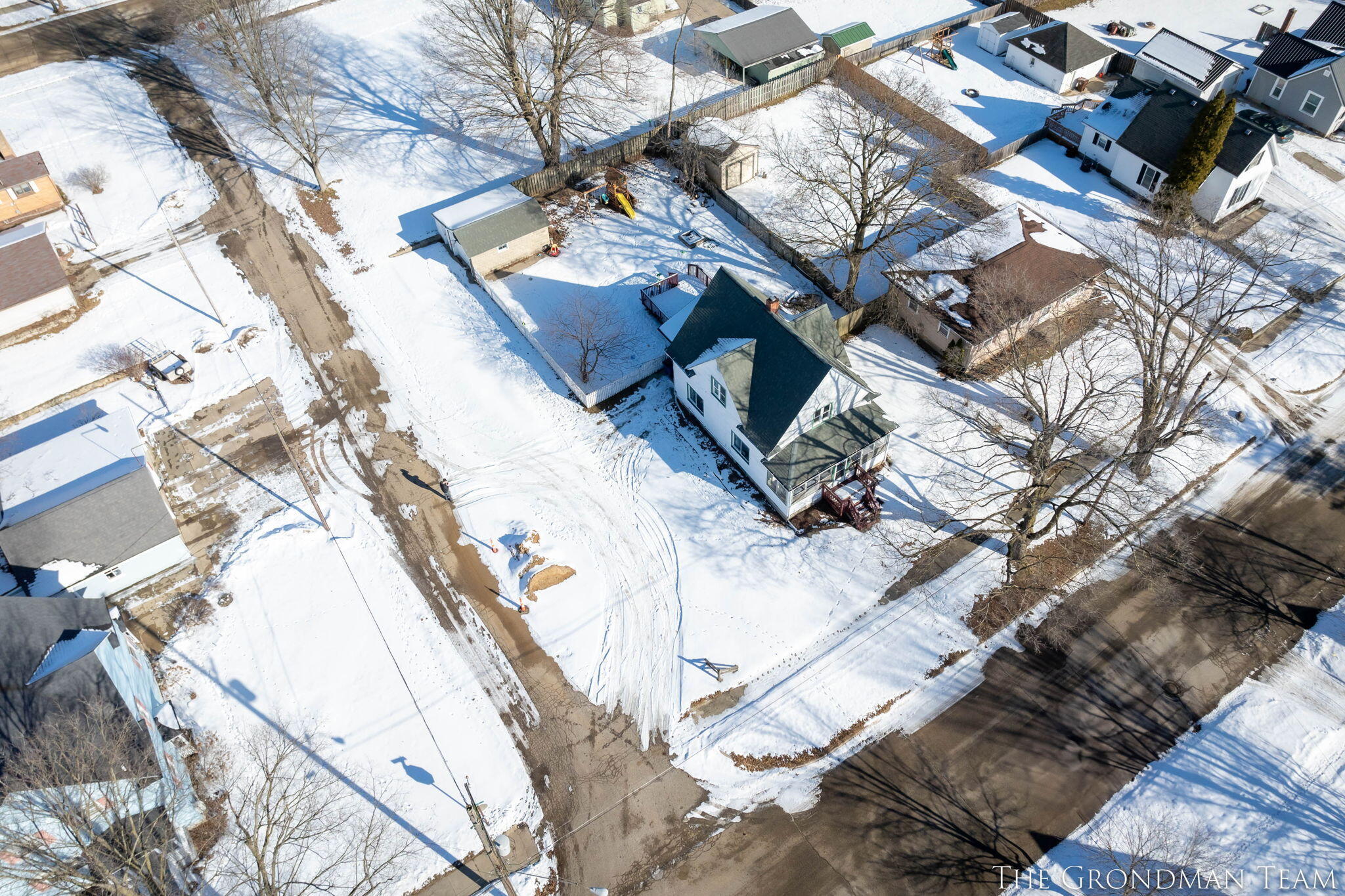 804 Morton Avenue Belding, MI 48809 - Photo 6 of 48 6-web-or-mls-804-morton-ave