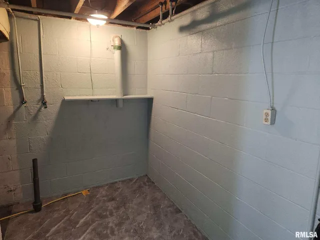 $199,900 | 1705 Reed Avenue, Springfield, IL 62704