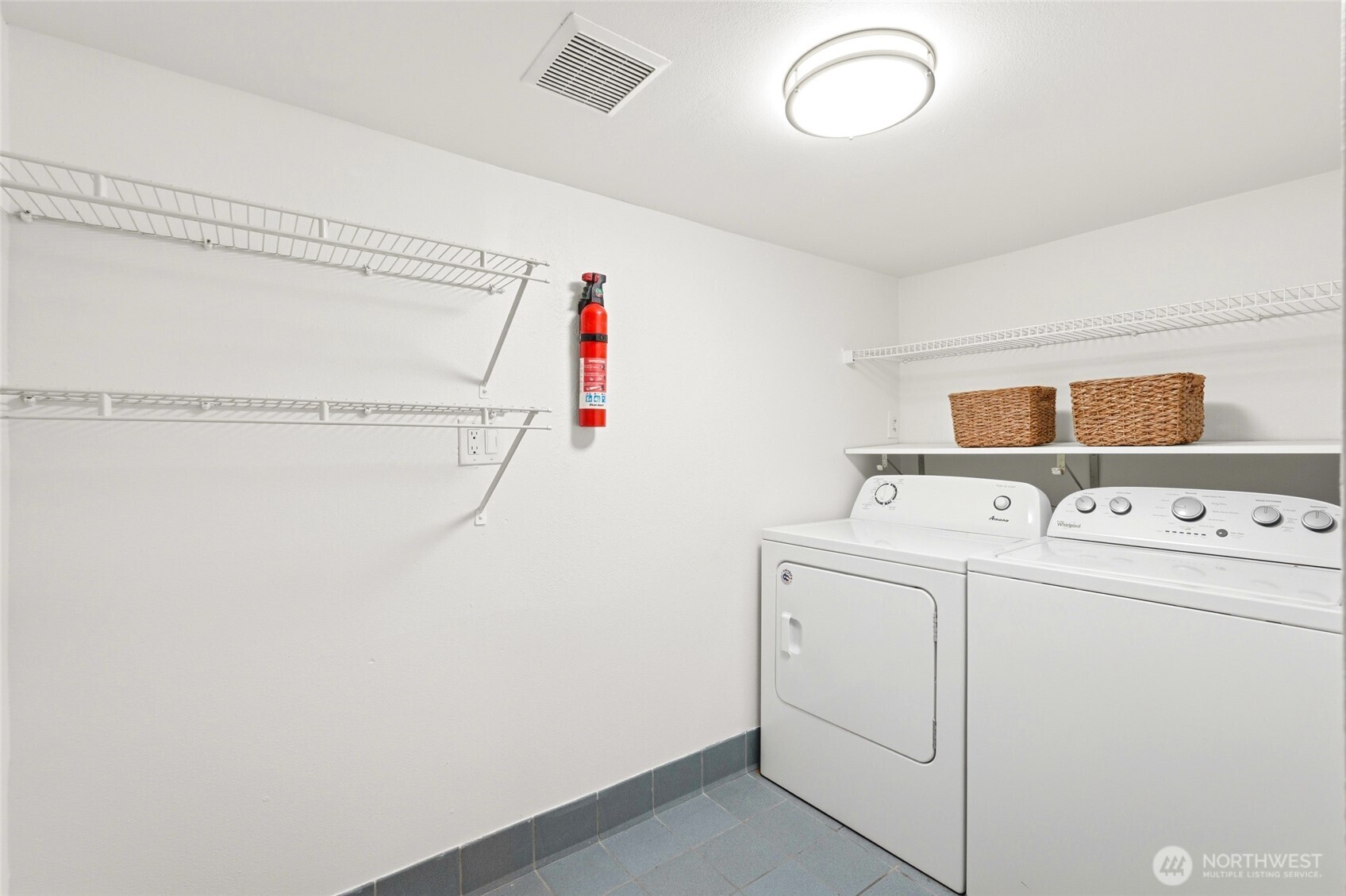 3507 Northeast 8th Street Renton, WA 98056 - Photo 17 of 30