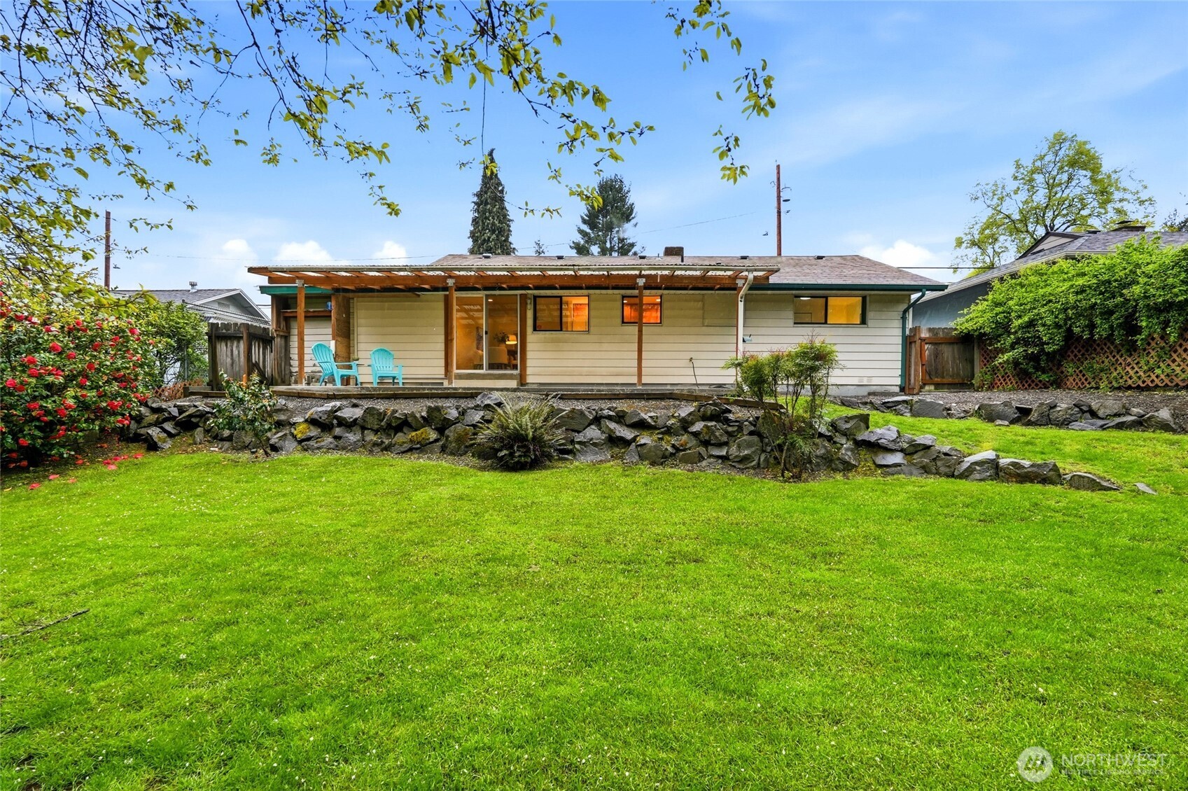 3507 Northeast 8th Street Renton, WA 98056 - Photo 19 of 30