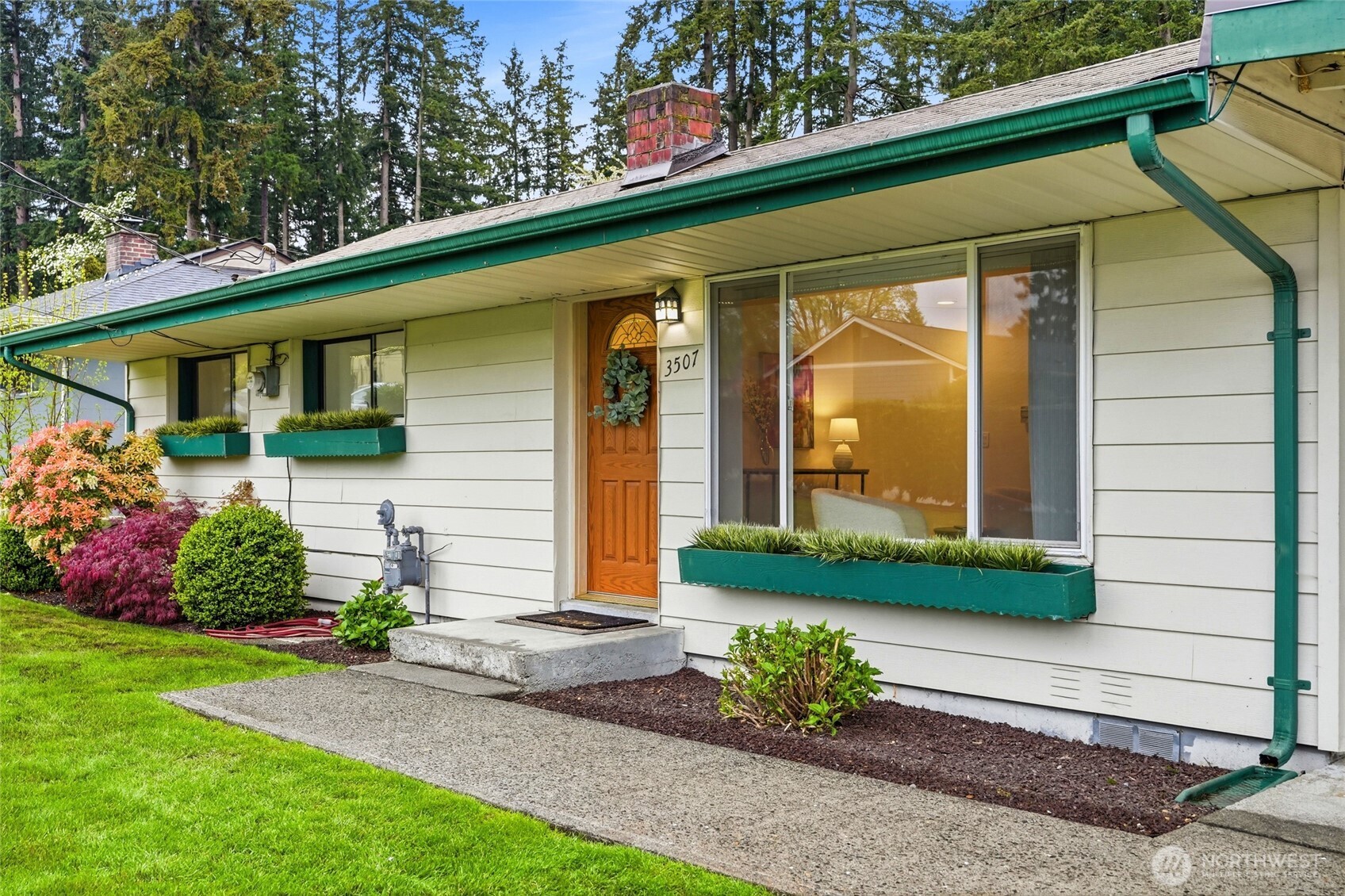 3507 Northeast 8th Street Renton, WA 98056 - Photo 2 of 30