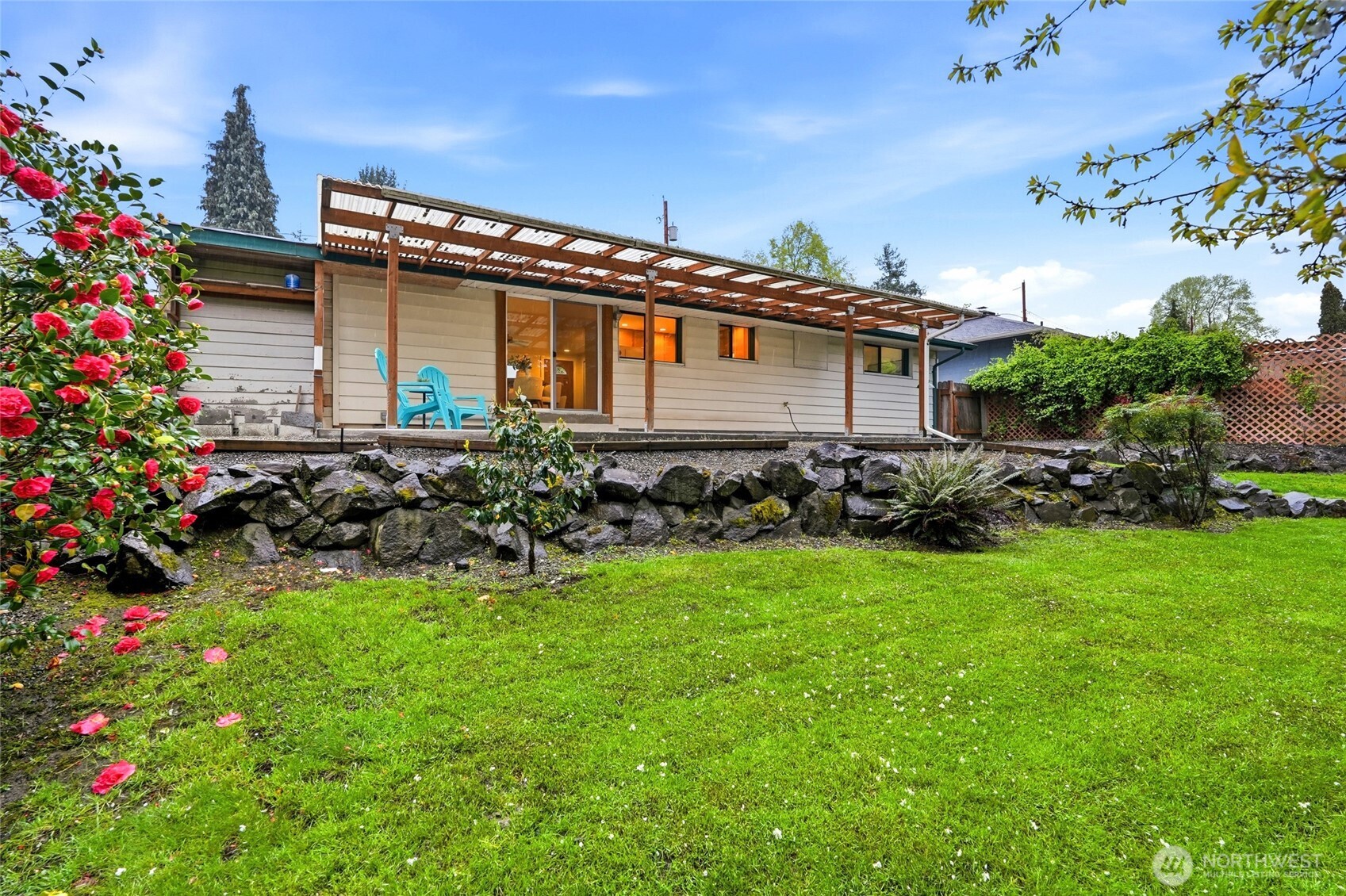 3507 Northeast 8th Street Renton, WA 98056 - Photo 21 of 30