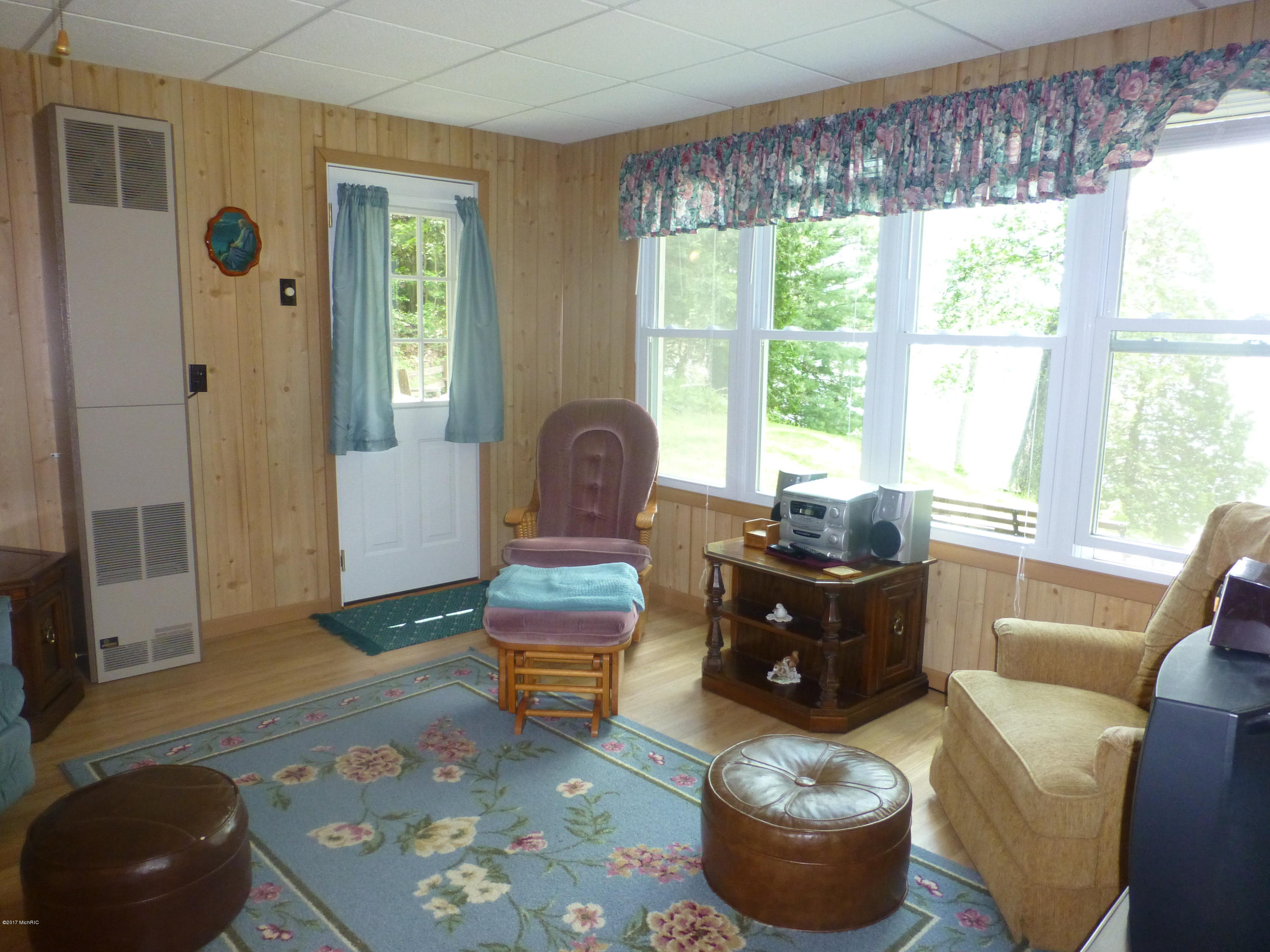 6895 North Poplar Road Free Soil, MI 49411 - Photo 9 of 16 P1050698