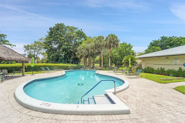 $164,900 | 6200 Northwest 44th Street, Unit 106, Lauderhill, FL 33319