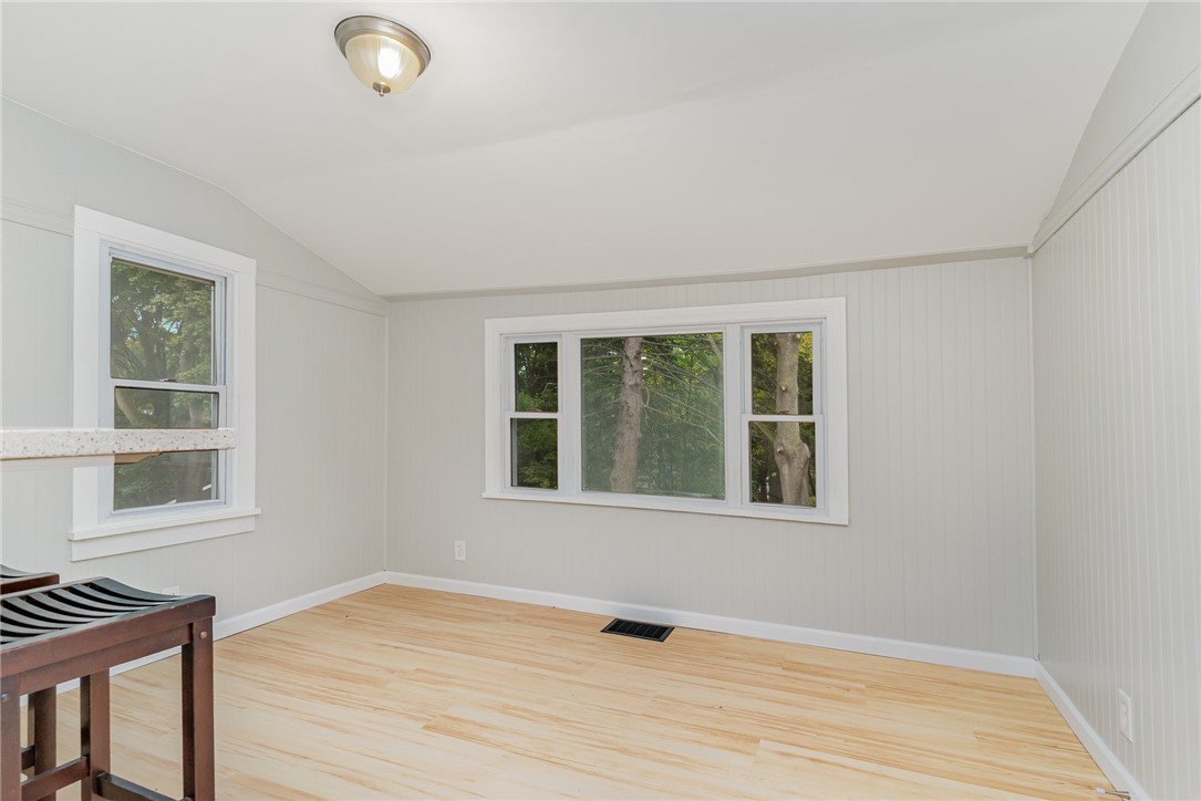 25 Summit Street Perinton, NY 14450 - Photo 5 of 24