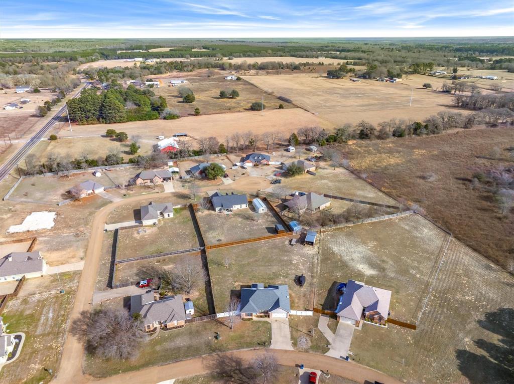 6030 Suncrest Drive Athens, TX 75752 - Photo 7 of 32 a view of city and ocean