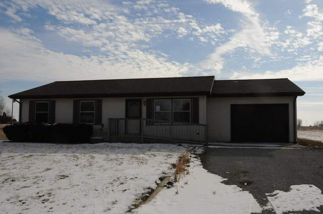 929 West Fair Oaks Road New Castle, IN 47362 - Photo 1 of 7 Gallery Image 1