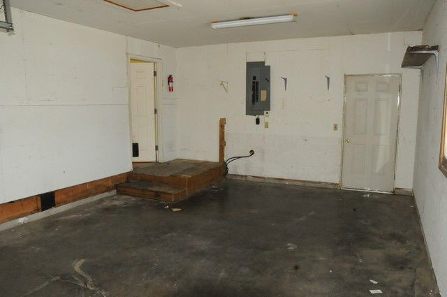 929 West Fair Oaks Road New Castle, IN 47362 - Photo 7 of 7 Gallery Image 7