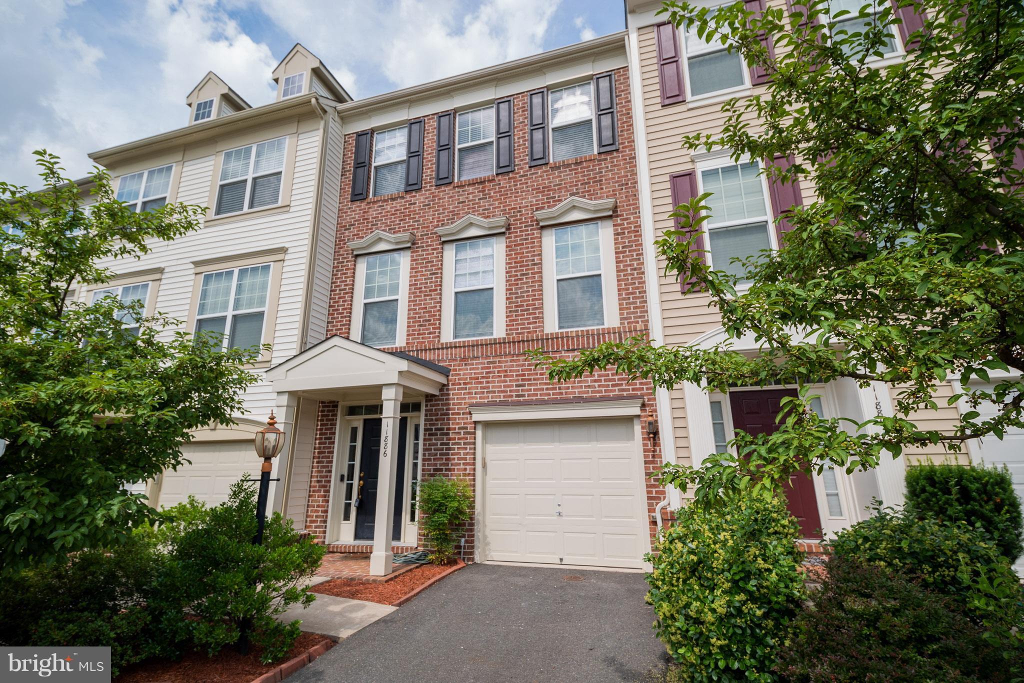 11886 Benton Lake Road Bristow, VA 20136 - Photo 1 of 27 Exterior (Front)
