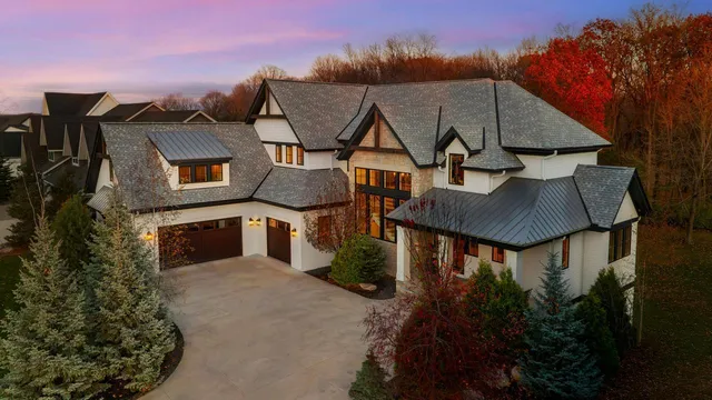 $2,395,000 | 6505 Hawks Pointe Lane, Excelsior, MN 55331
