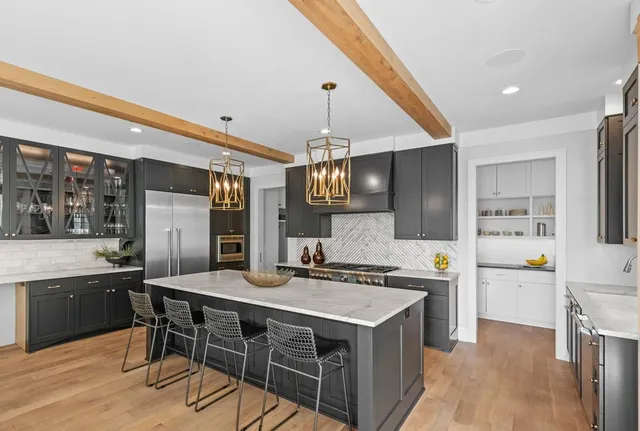 $2,395,000 | 6505 Hawks Pointe Lane, Excelsior, MN 55331