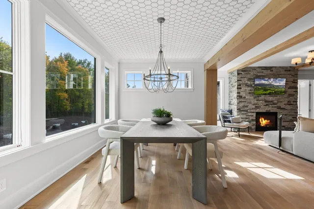 $2,395,000 | 6505 Hawks Pointe Lane, Excelsior, MN 55331