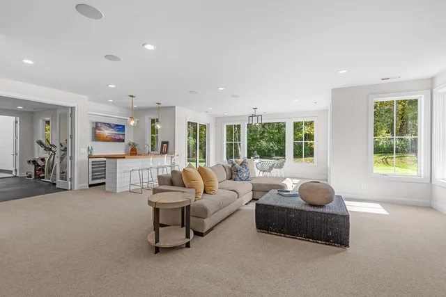 $2,395,000 | 6505 Hawks Pointe Lane, Excelsior, MN 55331