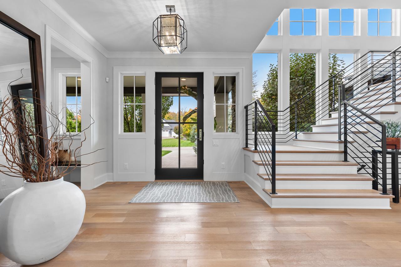 6505 Hawks Pointe Lane Excelsior, MN 55331 - Photo 4 of 51